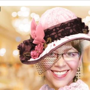 Meet your Posher, Julie